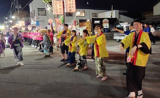 八郎潟町社協職員有志が「一日市盆踊り」に参加